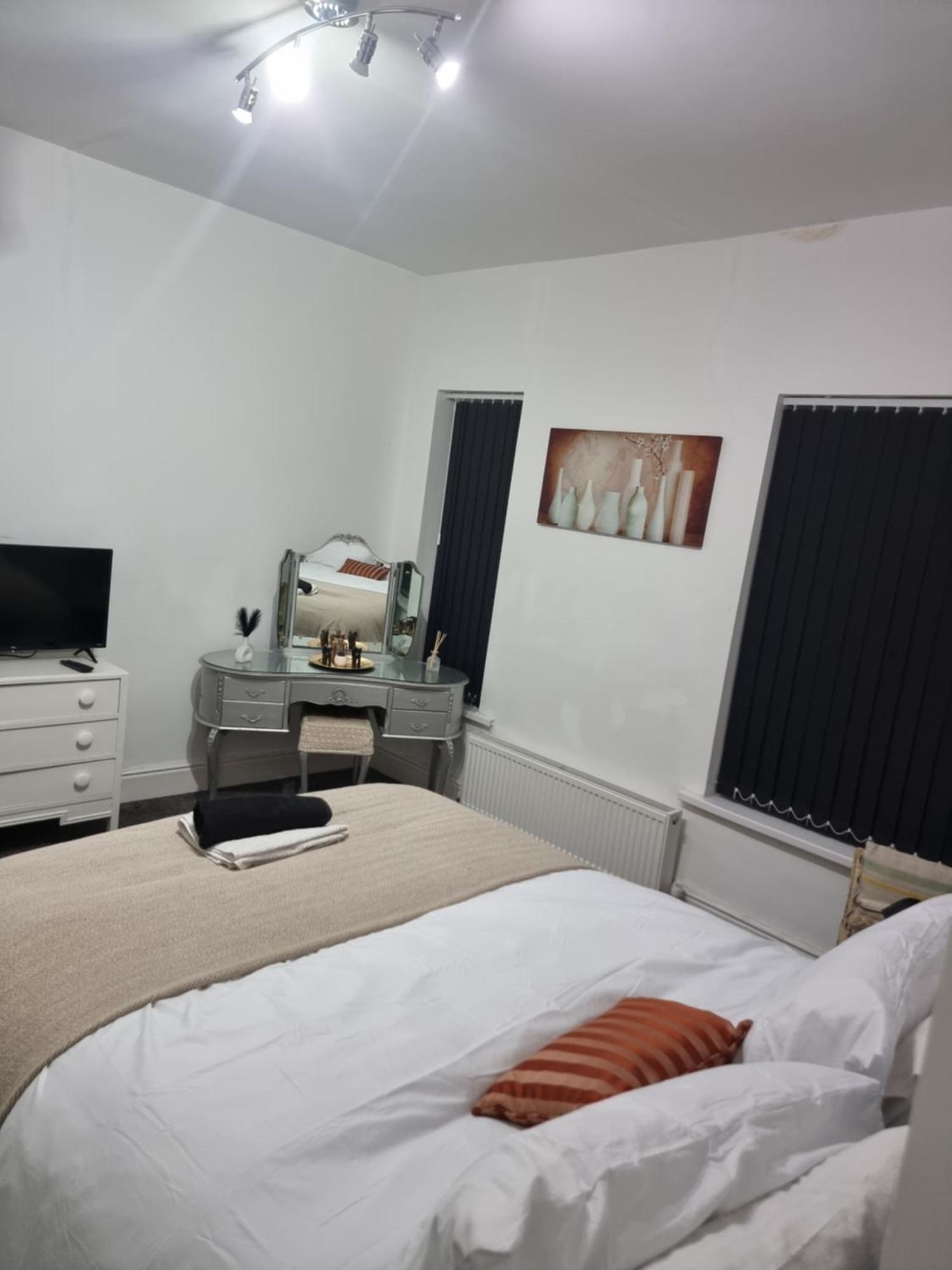 Villa Gorgeous Stylish Cheri Victorian House In Manchester Extérieur photo